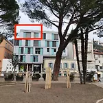 Apartment Luxus Penthouse Mit Terrasse, Garage, Fahrradraum Und Infrarotsauna *