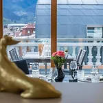 Apartment Luxus Penthouse Mit Terrasse, Garage, Fahrradraum Und Infrarotsauna