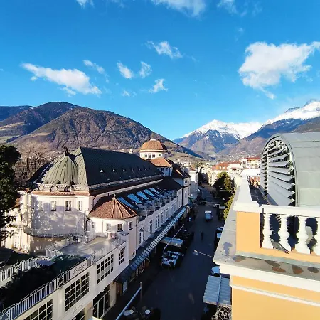 Luxus Penthouse Mit Terrasse, Garage, Fahrradraum Und Infrarotsauna * Merano