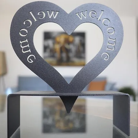 Luxus Penthouse Mit Terrasse, Garage, Fahrradraum Und Infrarotsauna Apartamento *