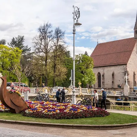 Apartamento Luxus Penthouse Mit Terrasse, Garage, Fahrradraum Und Infrarotsauna *