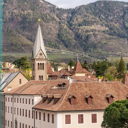 Luxus Penthouse Mit Terrasse, Garage, Fahrradraum Und Infrarotsauna *