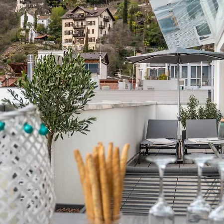 Luxus Penthouse Mit Terrasse, Garage, Fahrradraum Und Infrarotsauna