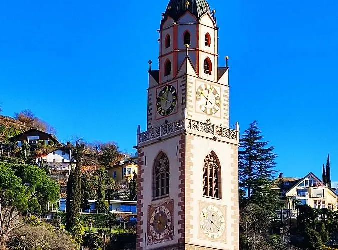 Luxus Penthouse Mit Terrasse, Garage, Fahrradraum Und Infrarotsauna