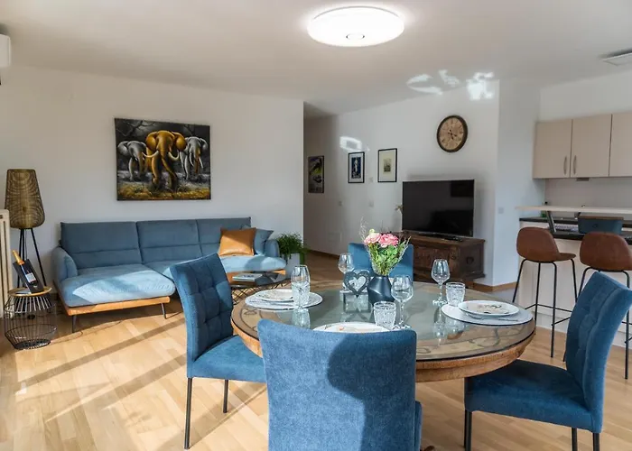 公寓 Luxus Penthouse Mit Terrasse, Garage, Fahrradraum Und Infrarotsauna 梅拉诺