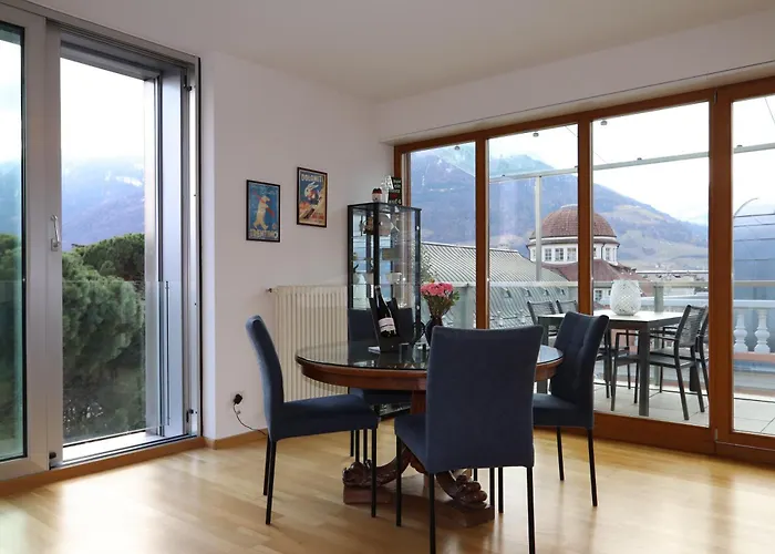 Luxus Penthouse Mit Terrasse, Garage, Fahrradraum Und Infrarotsauna * Merano