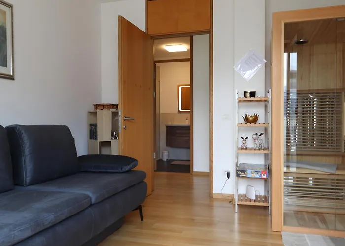 Luxus Penthouse Mit Terrasse, Garage, Fahrradraum Und Infrarotsauna